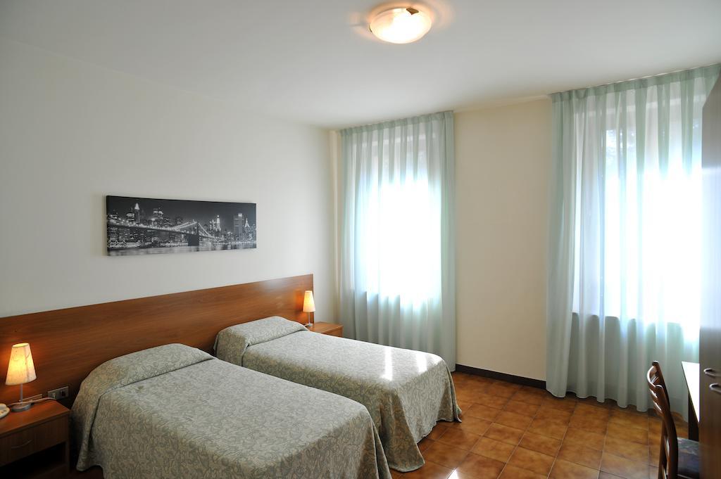 Albergo Croce D'Oro Dolcè Quarto foto